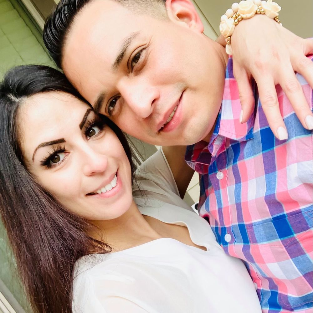 Meet your Posher, Aaron y arelly